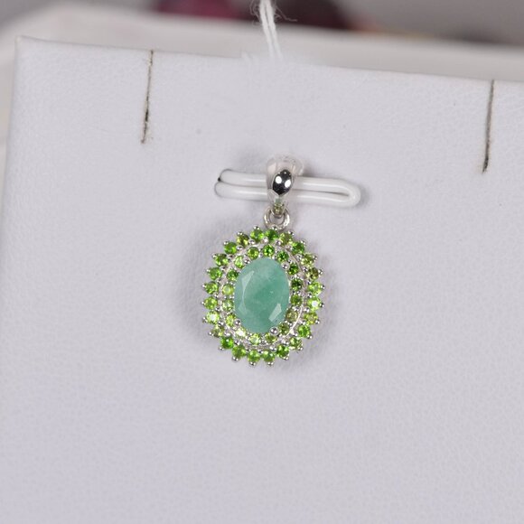 All Natural Double Halo with Natural Emerald Oval Cut Pendant 925 Sterling - Picture 3 of 3